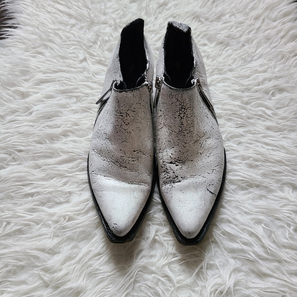 Frye Shoes - Frye distressed double side zip